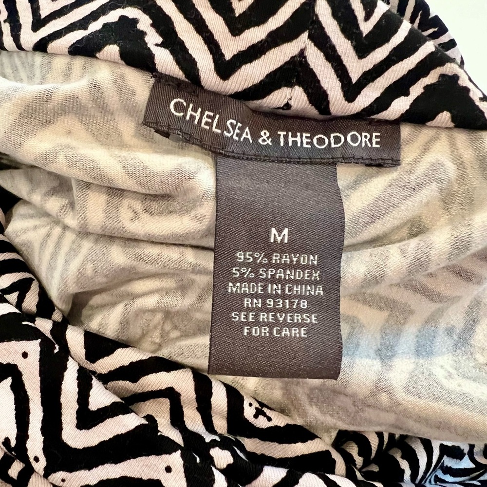 Chelsea & Theodore Black and White Zigzag Tunic - Picture 16 of 16
